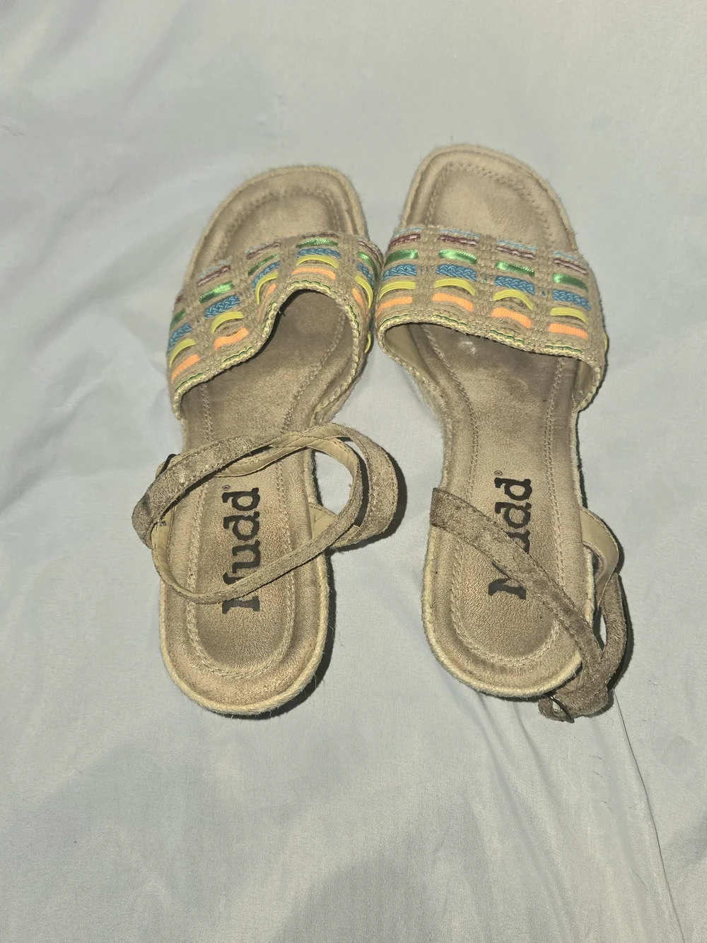 Mudd Y2k Women's Tan Sandals with Multicolor Woven Straps Size 7.5 Ankle Strap